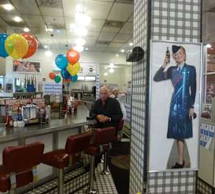 Burger Restaurant / Dolphin Mall