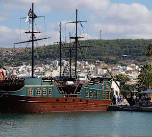 Ausflugsboot