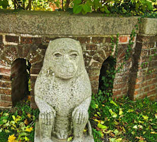 Парк Замка Ойтин. Золотая осень.