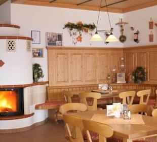 Gastraum Eisensteiner Hütte