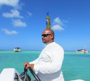 Der Kapitän "Helmut" hat nur Spaß im Kopf