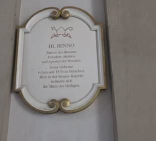 Katholische Hofkirche