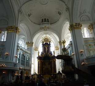 Altar und Kanzel