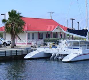 Transfer mit dem Boot zur Lagune