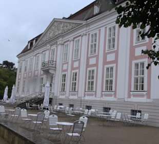 Schloss Friedrichsfelde