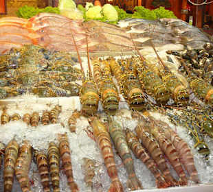 Fisch und Schalentiere im Angebot