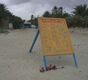 Öffentliches Restaurant am Strand 