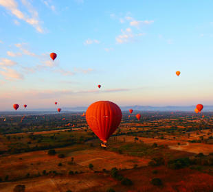 Ballonfahrt über Bagan