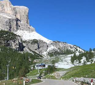 Unterhalb vom Grödner Joch