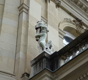  Neues Schloß