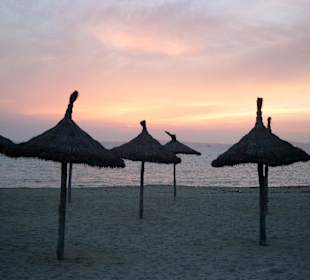 Sonnenuntergang an der Playa de Plama