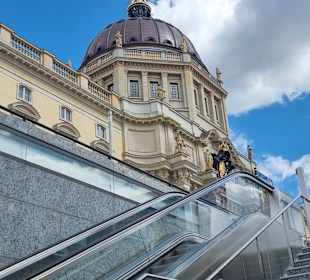 Kommend von der UBahn Station Museumsinsel 