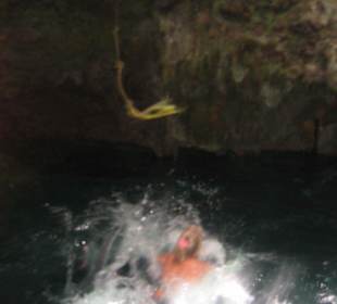 Spaß in der Cenote und Abkühlung
