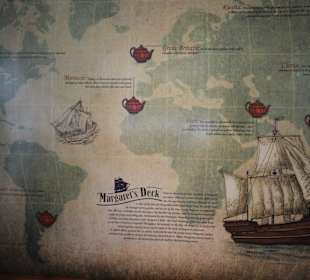 Teehaus Margaret's Deck 