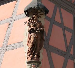 Hausfiguren in Sommerach
