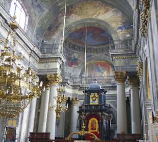 Интерьеры храмов Старого Львова