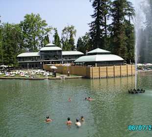 La serra/servizi vista dal lago