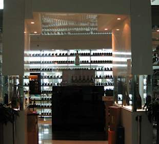 Emirates First Class Lounge, Terminal 3