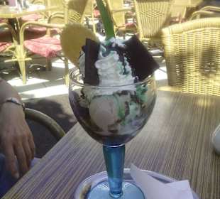 Gran Cafe Italia After Eightbecher