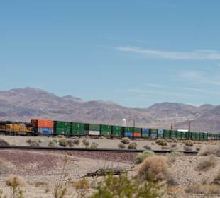 Union Pacific "Flags and Flares"