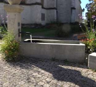 Dorfbrunnen Marienkirche Upfingen