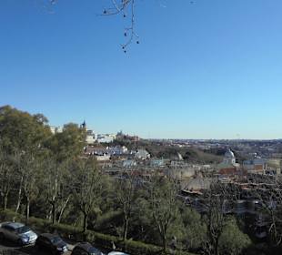 Widok na katedrę z Templo de Debod
