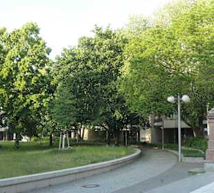 Der Mehringplatz in Berlin Kreuzberg