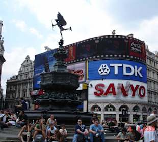 Picadilly Circus