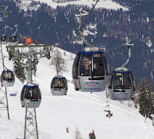 Mit dem Millennium Express ab Hotel auf das Nassfeld