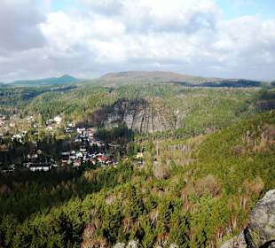 Blick vom Scharfenstein auf Oybin