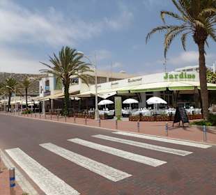 Strandpromenade, Weg zur Marina