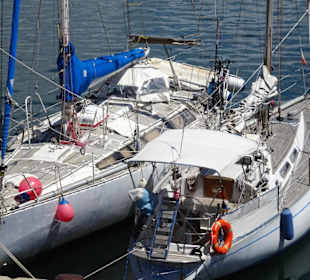 Spaziergang durch den Hafen von Alghero