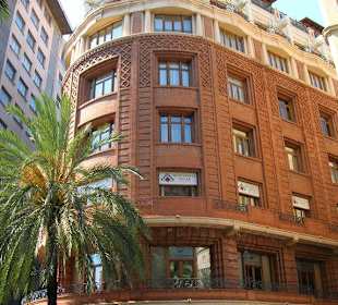 Архитектура Plaza del Ayuntamiento