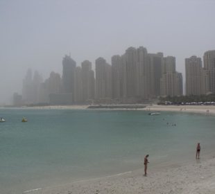 Blick über den Strand von Jumeirah