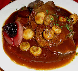 Hirschbraten im Landgasthaus Zum Krug