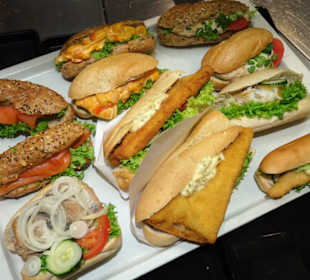 Fischbrötchen bei Abelmann Fischfeinkost