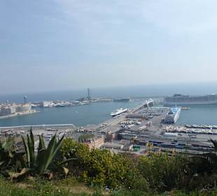 Blick in den Hafen von Barcelona