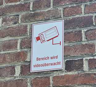 Videüberwachung des Seitenausgangs