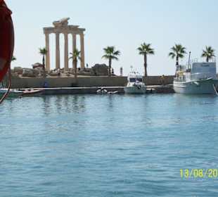 Der Apollon Tempel...