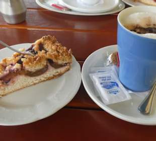 Zur Kaffeepause im Biergarten der Wilderer Stuben