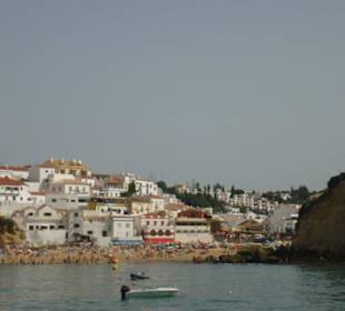 Das Örtchen Carvoeiro..