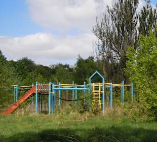 Neuzeitlicher Spielplatz