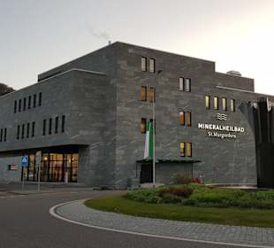 Das Mineralheilbad - Aussenansicht