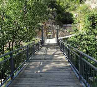 Zugang zu den Grottes des Canalettes