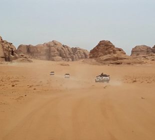 Wüstenlandschaft Wadi Rum