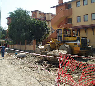 Straße zur Villa Side