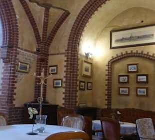 Im Café-Wieza (Café-Turm)
