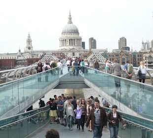 Millennium Bridge