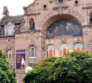 Front vom Staatstheater