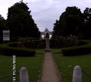 Jubelpark hinten Triumphbogen